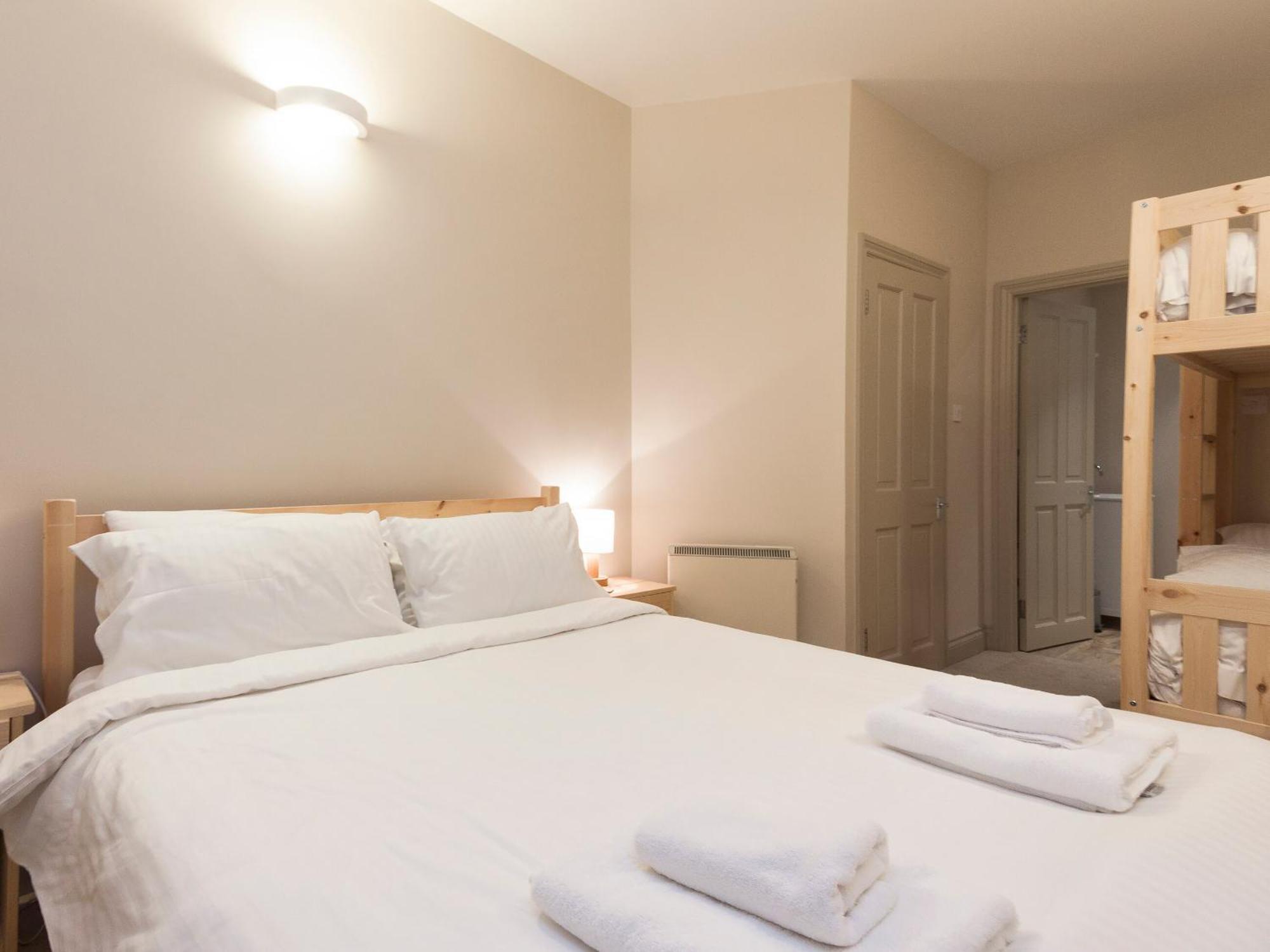 Aloft Villa Салкомб Екстериор снимка